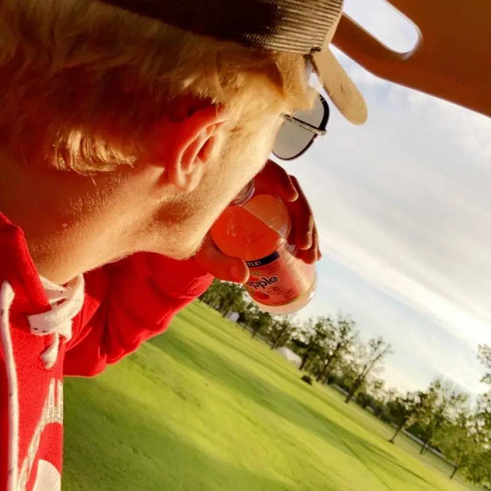 Meet your Posher, Zach